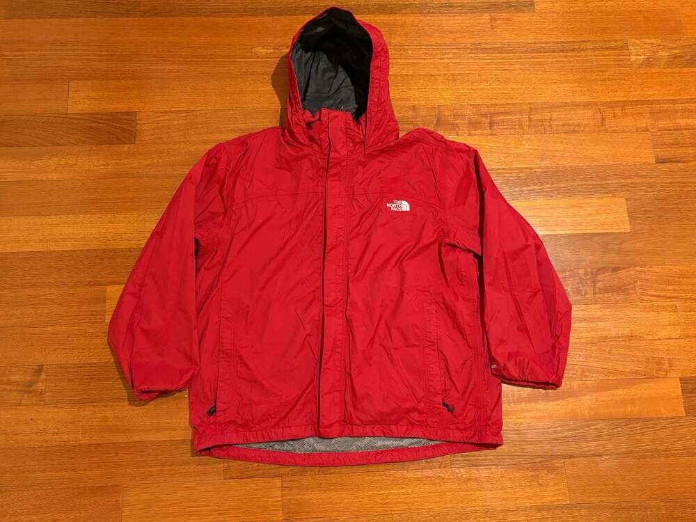 The North Face Mens Red HyVent Resolve Waterproof Hooded Rain Jacket